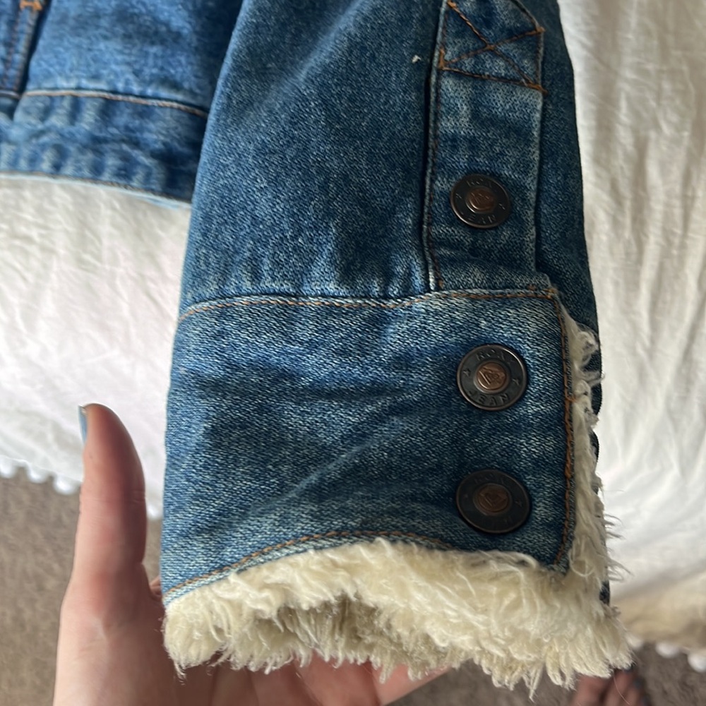 Vintage Roxy Jean jacket - Picture 6 of 7